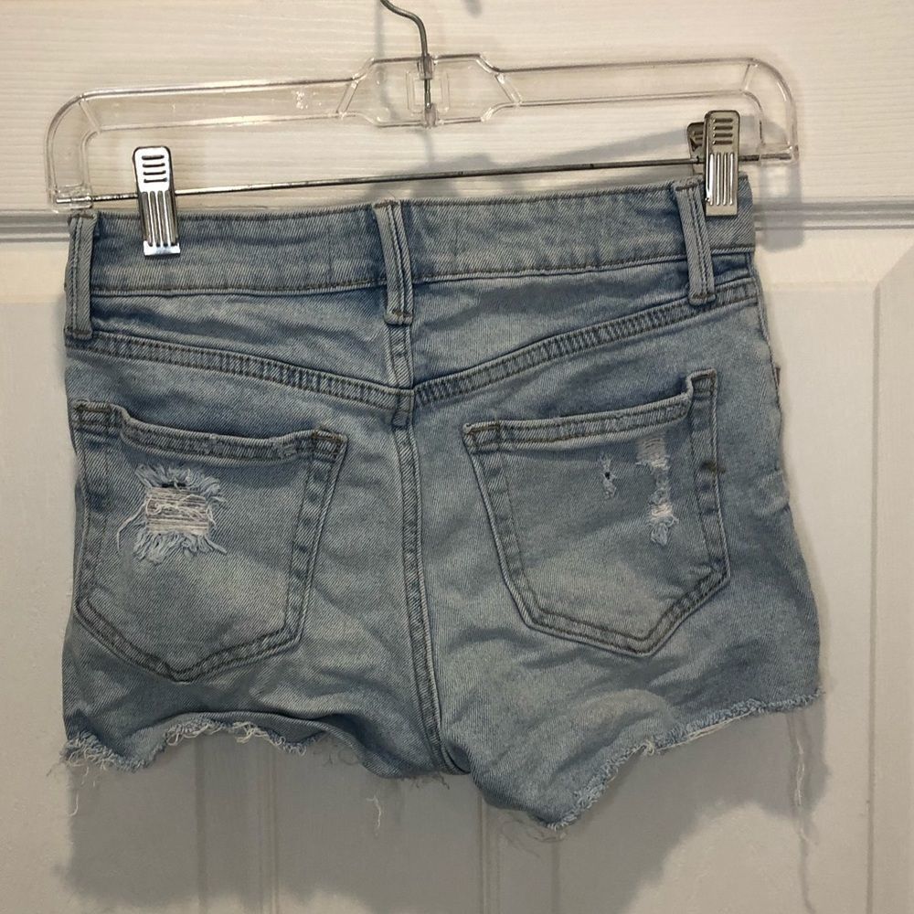 JUST USAÂ frayedâedge denim jean shorts sizeâxs - Picture 7 of 8